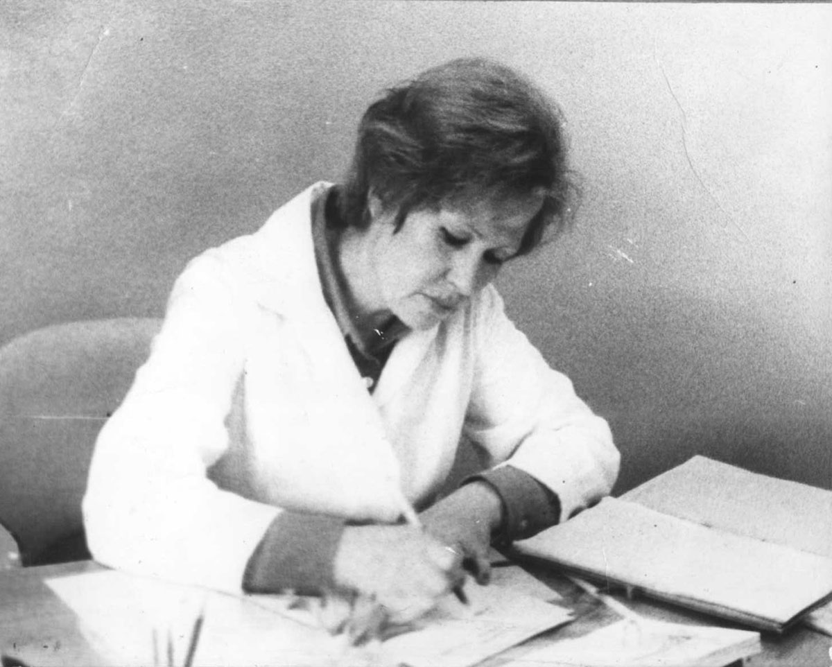 Заведующая отделением Васильева Лидия Ивановна, 1974 год.